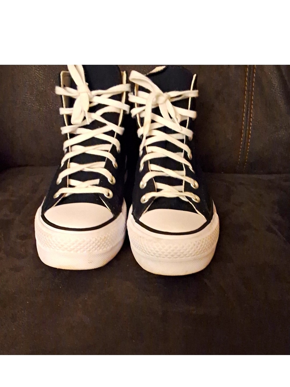 Womens Size 8 Converse Chuck Taylor All Star  High-Top Platform Sneakers